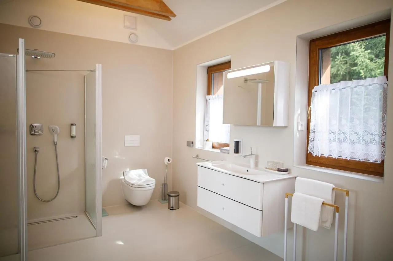 Hotel Villa Golf Cihelny Κάρλοβι Βάρι 0*,  Τσεχία