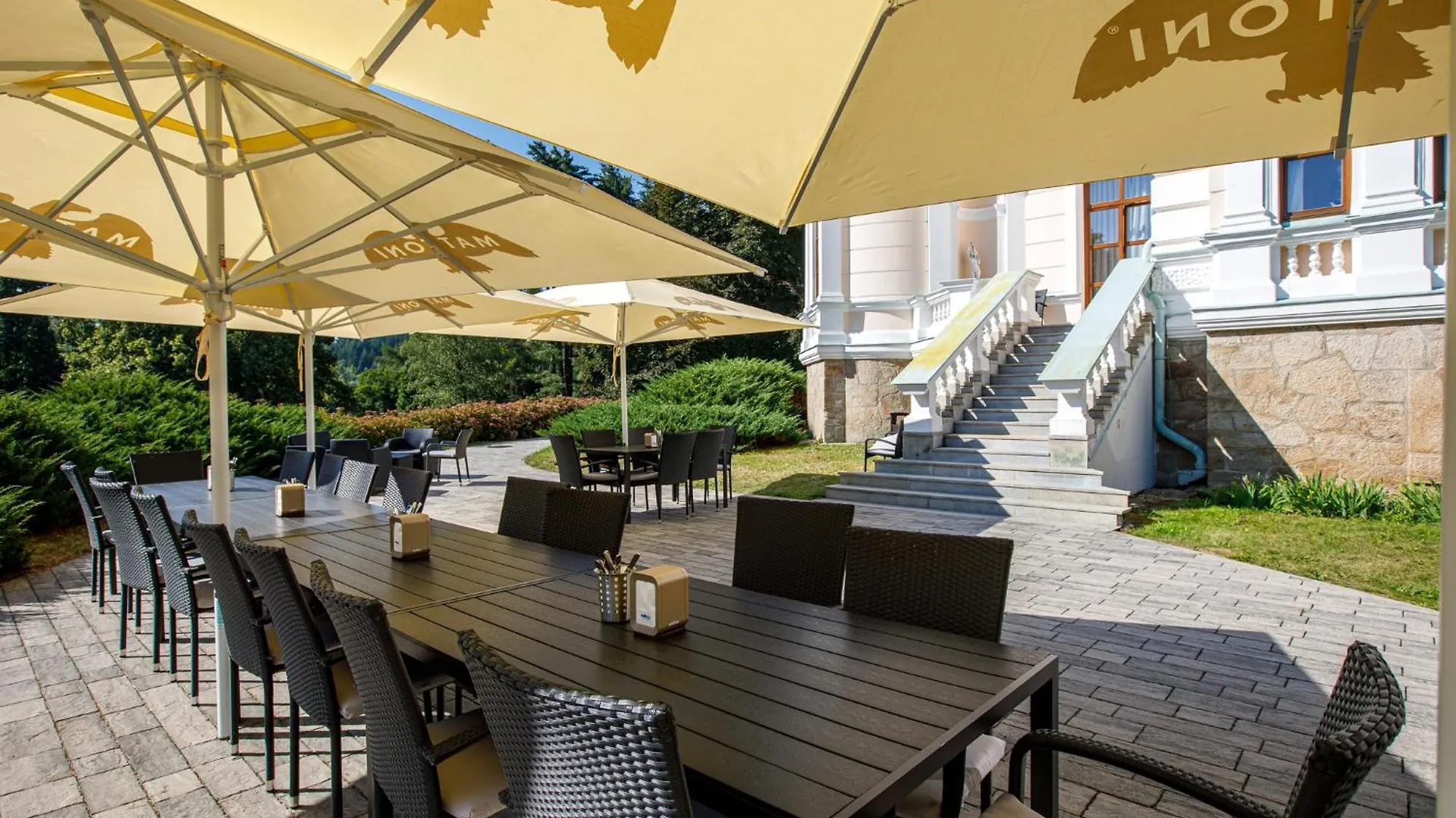 Hotel Villa Golf Cihelny Κάρλοβι Βάρι